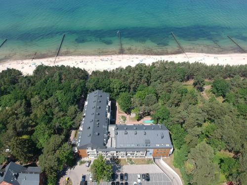 Ustronie Morskie Apartment | Dwie sosny i świerk