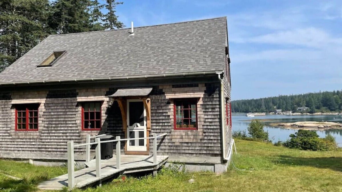 Vinalhaven House | Dyers Hideout Cottage Beautiful Dyers Island