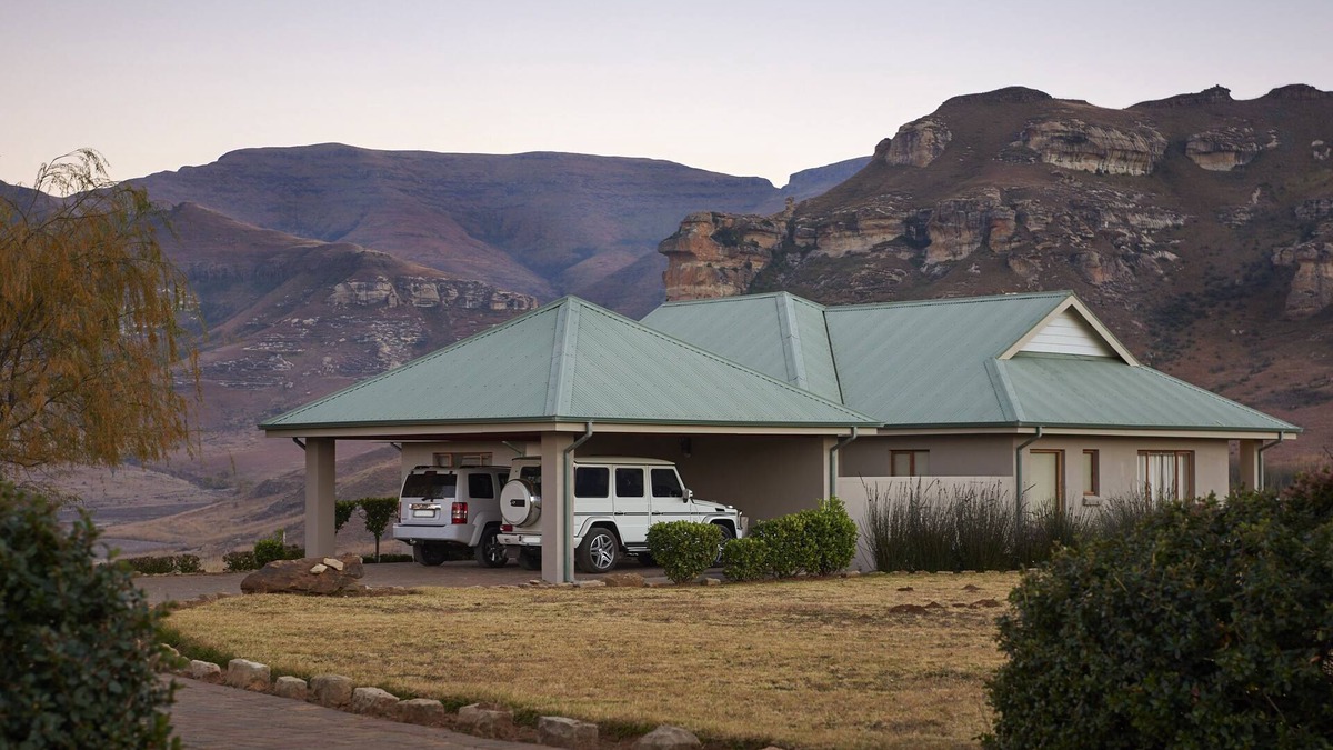 Clarens House | Dynasty Red Mountain Ranch