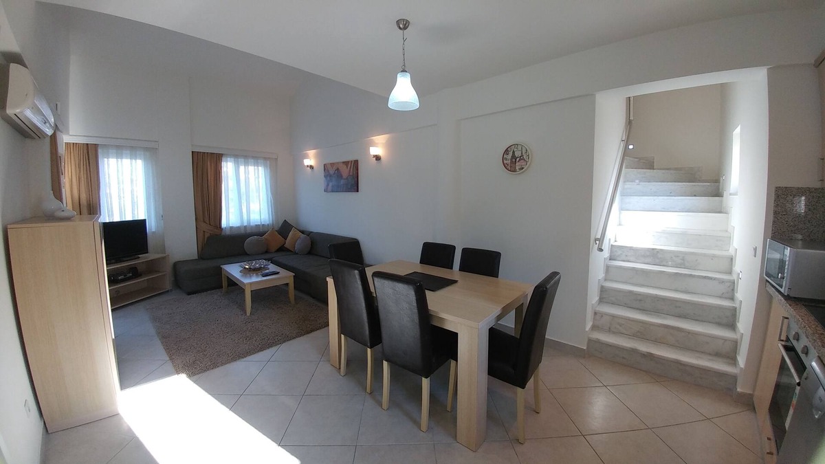 Soke House | Eagle 21 Dublex
