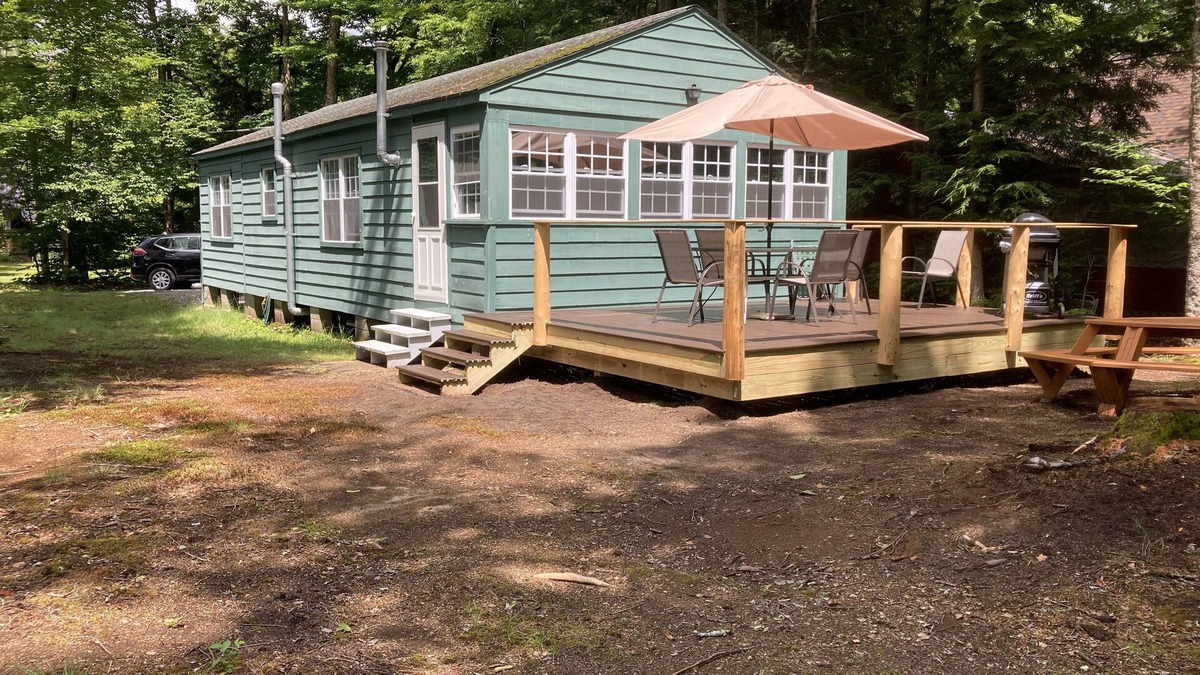 Eagle Bay Cottage | Eagle Bay Cottage with Lake Rights