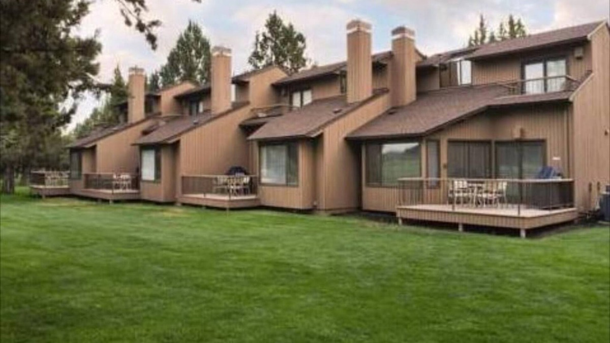 Redmond Condo | Eagle Crest Resort condo, Redmond, OR