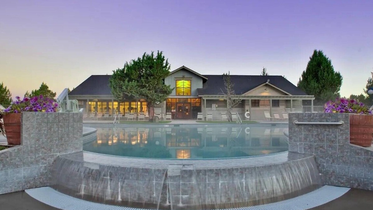 Redmond House | Eagle Crest Resort Golf Pay 4nights Get the whole week,3Nights FREE Eagle Crest