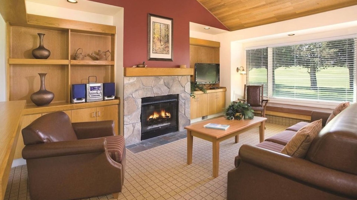 Redmond Condo | Eagle Crest Resort! Lots of Amenities! (Nights 5,6,& 7 only $50 each)