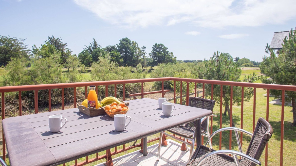 Sables-d'Or-les-Pins Apartment | Eagle - Duplex proche plage et golf - piscine et sauna