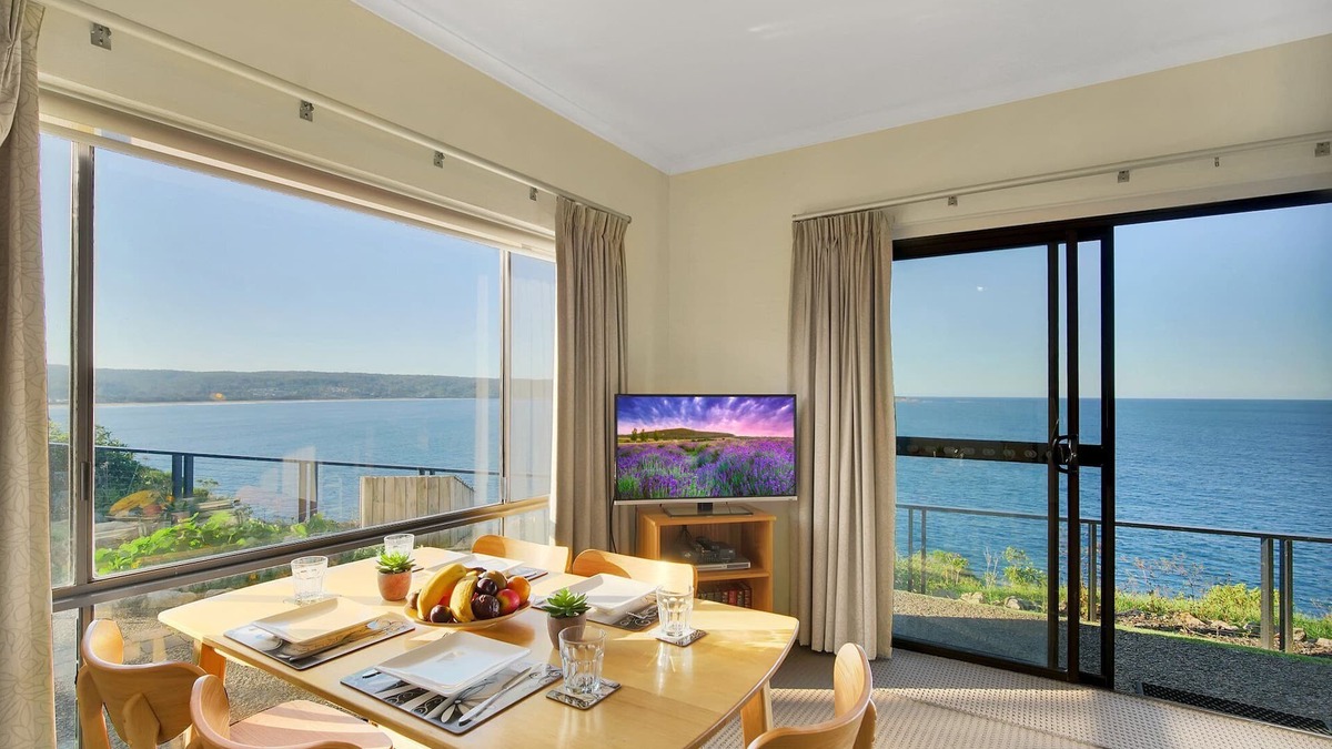 Eden Villa | Eagle Heights Panorama unit (Unit 6: Downstairs)