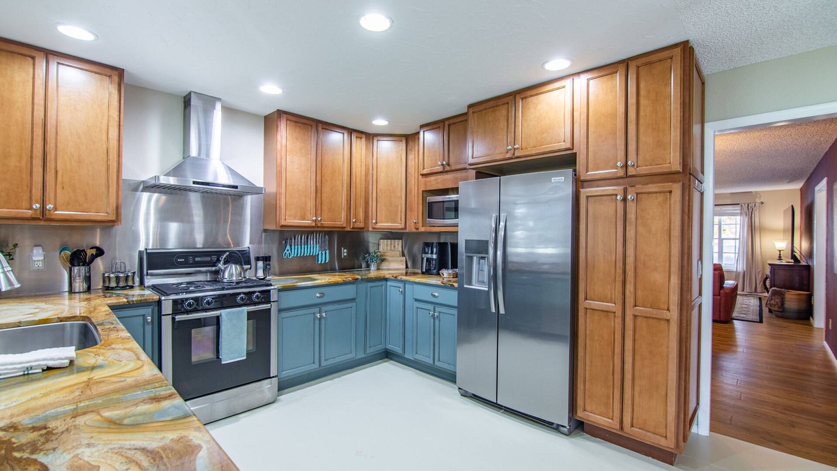 Eagle House | Eagle Hills Home-next to Golf Course