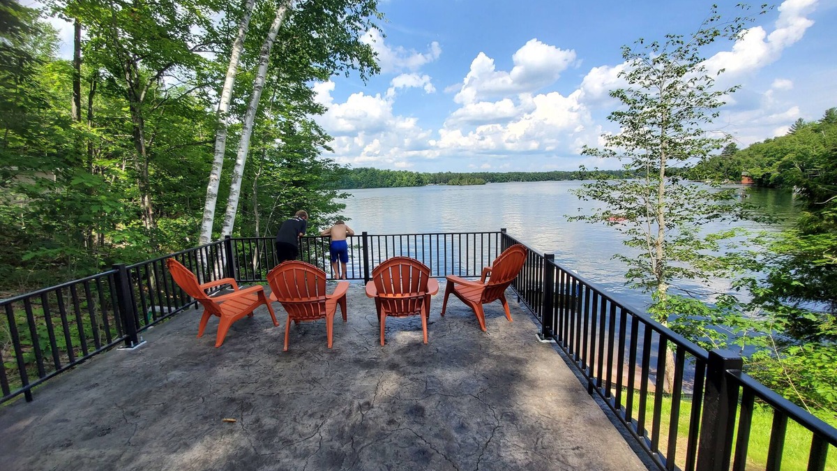 Lac du Flambeau House | Eagle Point Rentals on White Sand Lake