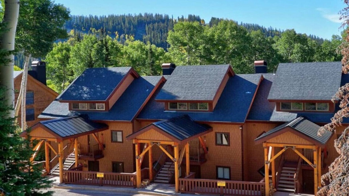 Beaver Condo | Eagle Point Ski Resort Nº8 Wooded Ridge Condos