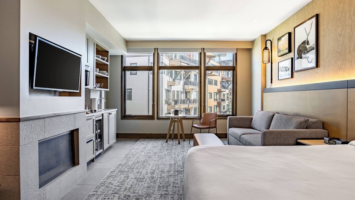 Avon Hotel | Eagle River by AvantStay | Located in the Westin
