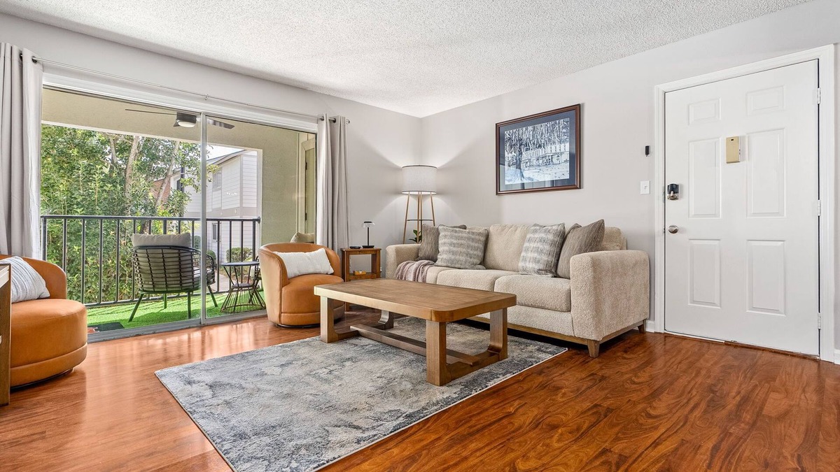 Cary Woods Condo | Eagle's Escape ~ Cozy 2-Bedroom Condo in Welcoming Auburn