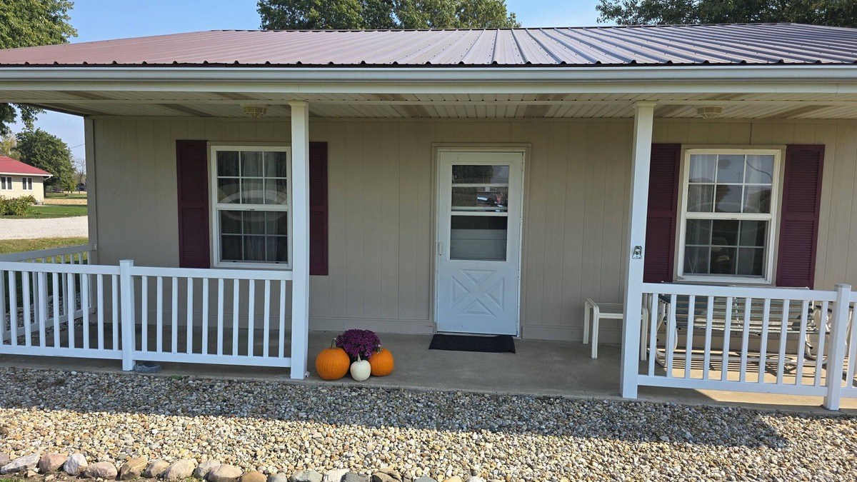 Lakewood  Shelby County House | Eagle's Nest near Eagle Creek State Park