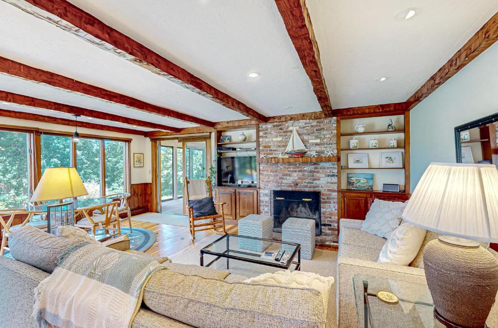 Yarmouth Port House | Eagle's Nest