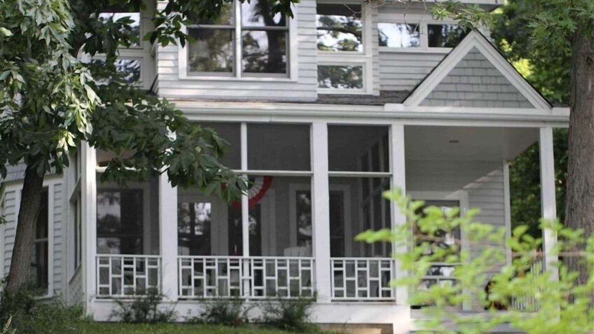 Eagle House | Eagle Springs Lake Vacation Home