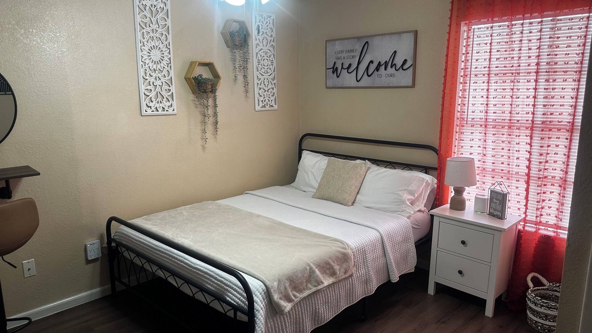Eagle Pass Apartment | Eagle Stay 9 - Eagle Pass