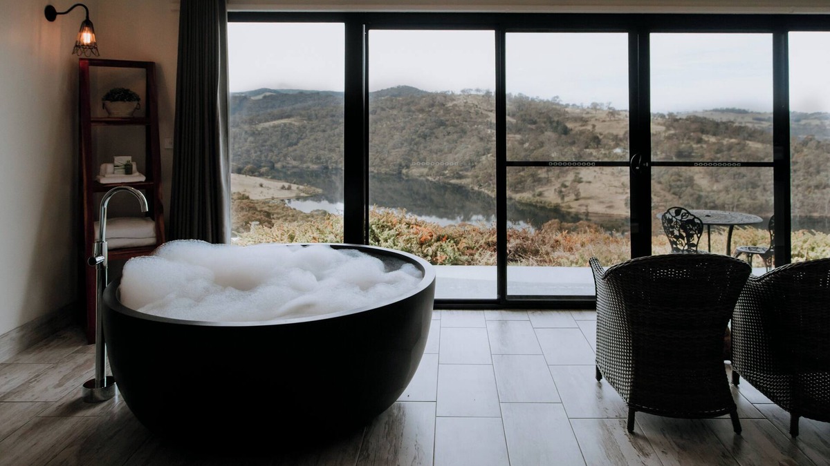 Rydal Hotel | Eagle View Escape