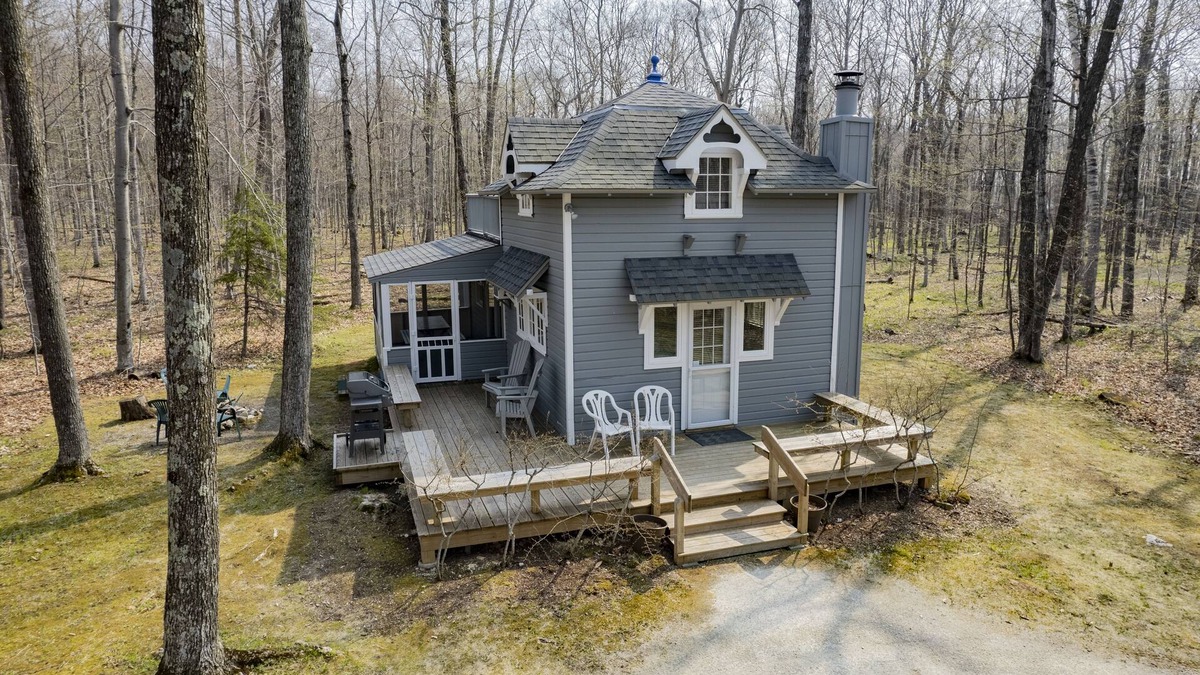 Egg Harbor Cottage | Eagles Nest Cottage in Egg Harbor, Door County, WI