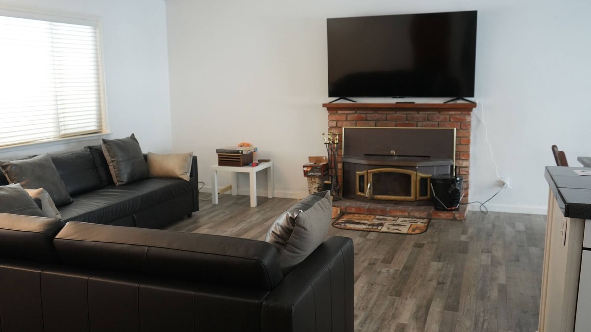 Upper Kingsbury House | Eagles Nest @ Upper Kingsbury