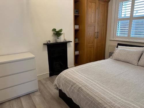 Earlsfield House | Earlsfield near Wimbledon, Clapham, Waterloo