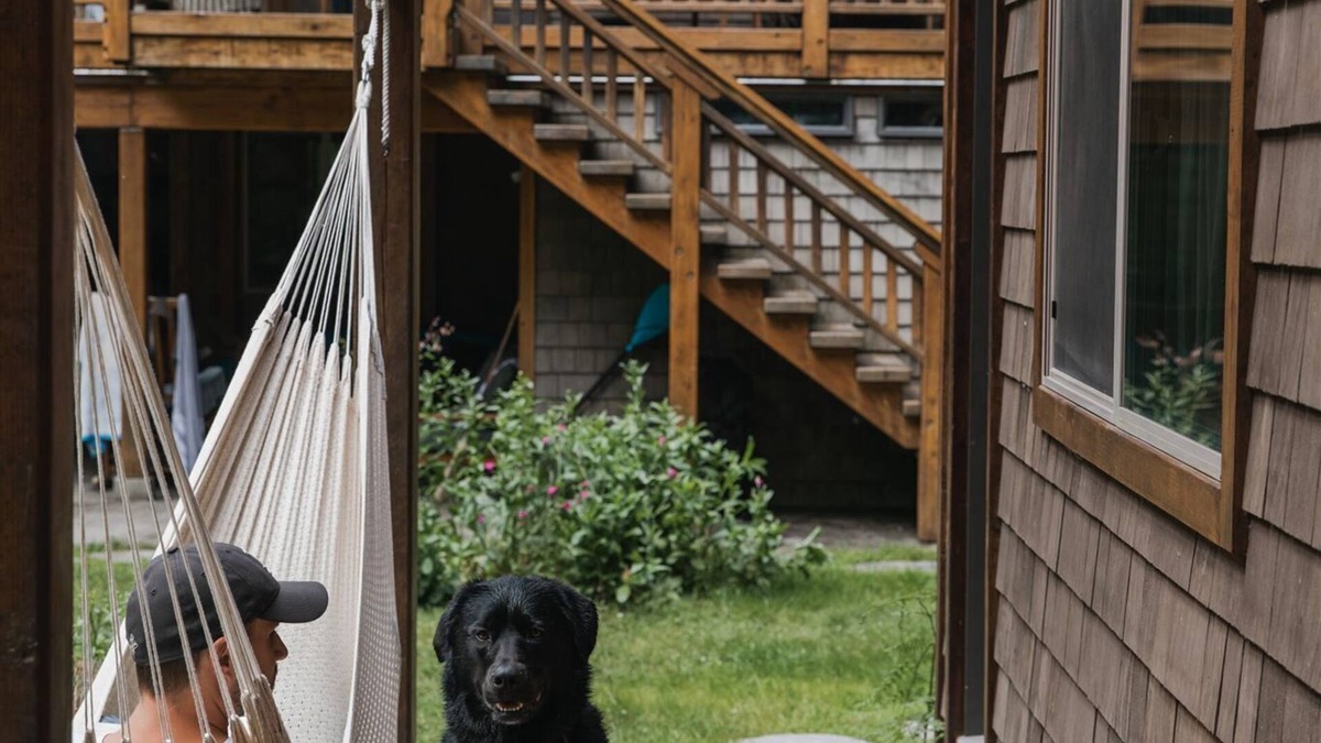 Savary Island Cabin | Earth Suite 2 - self contained 4 person cabin with luxury facilities
