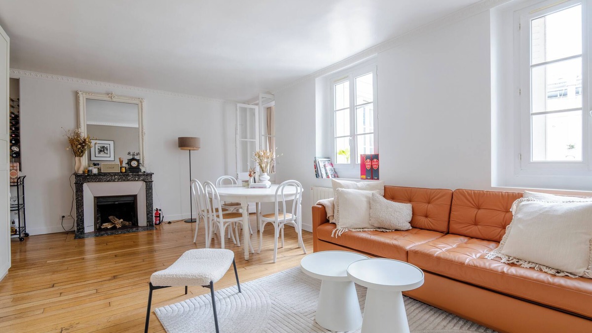 Les Halles Apartment | Earthy Serenity, by Veeve