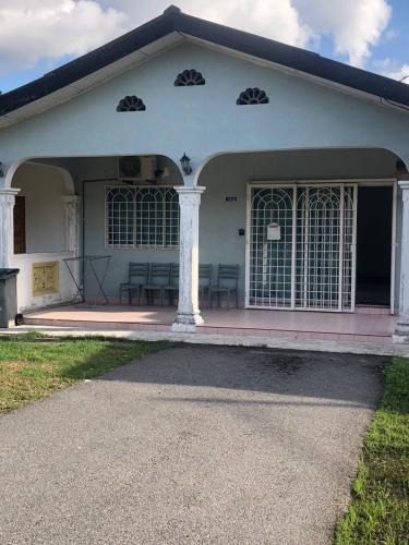Peringgit House | Easah Homestay Malacca