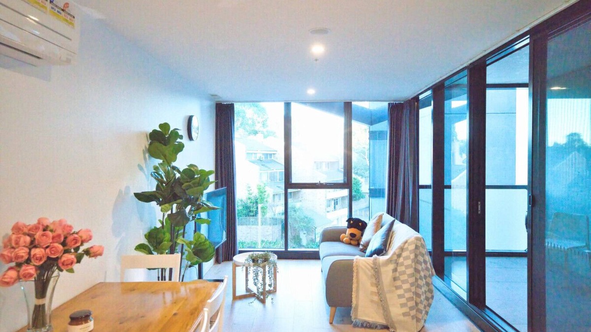 Reid Apartment | Easeful Canberra CBD 2BR Apt