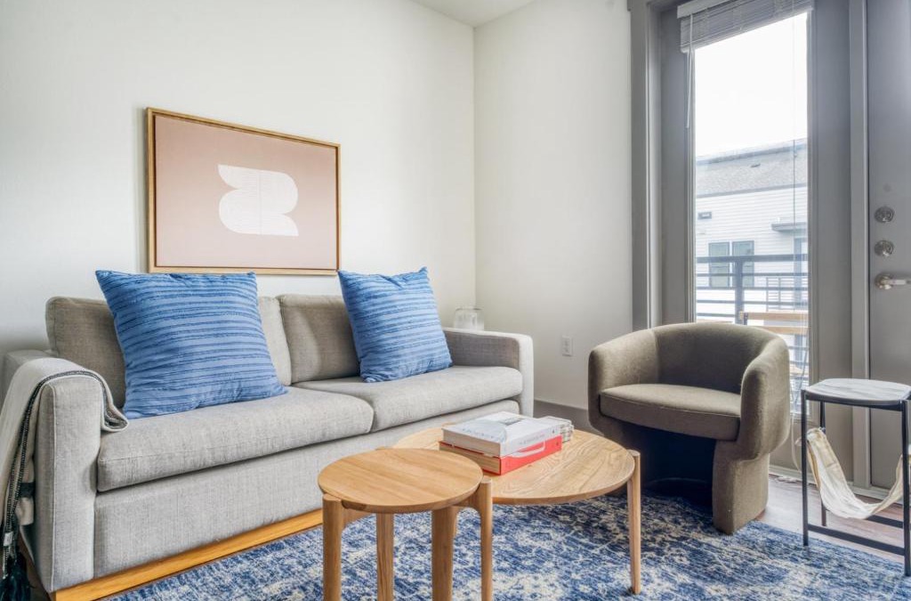 Govalle Apartment | East Austin 1br w pool gym wd nr airport ATX-132