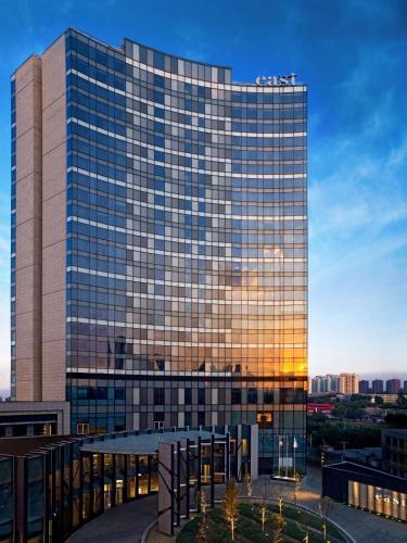 Middle Chaoyang Hotel | EAST Beijing l 798 Art Zone l Shopping Mall l Airport l Subway