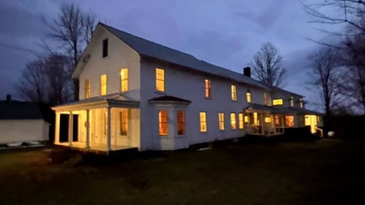 Craftsbury Other | East Craftsbury, VT historical. 9 bedroom 5.5 bath home .