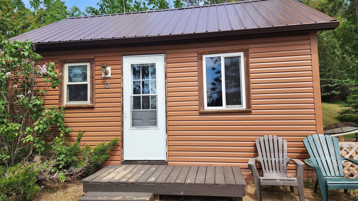 Nevis Resort | East Crooked Lake Front Cabin 2
