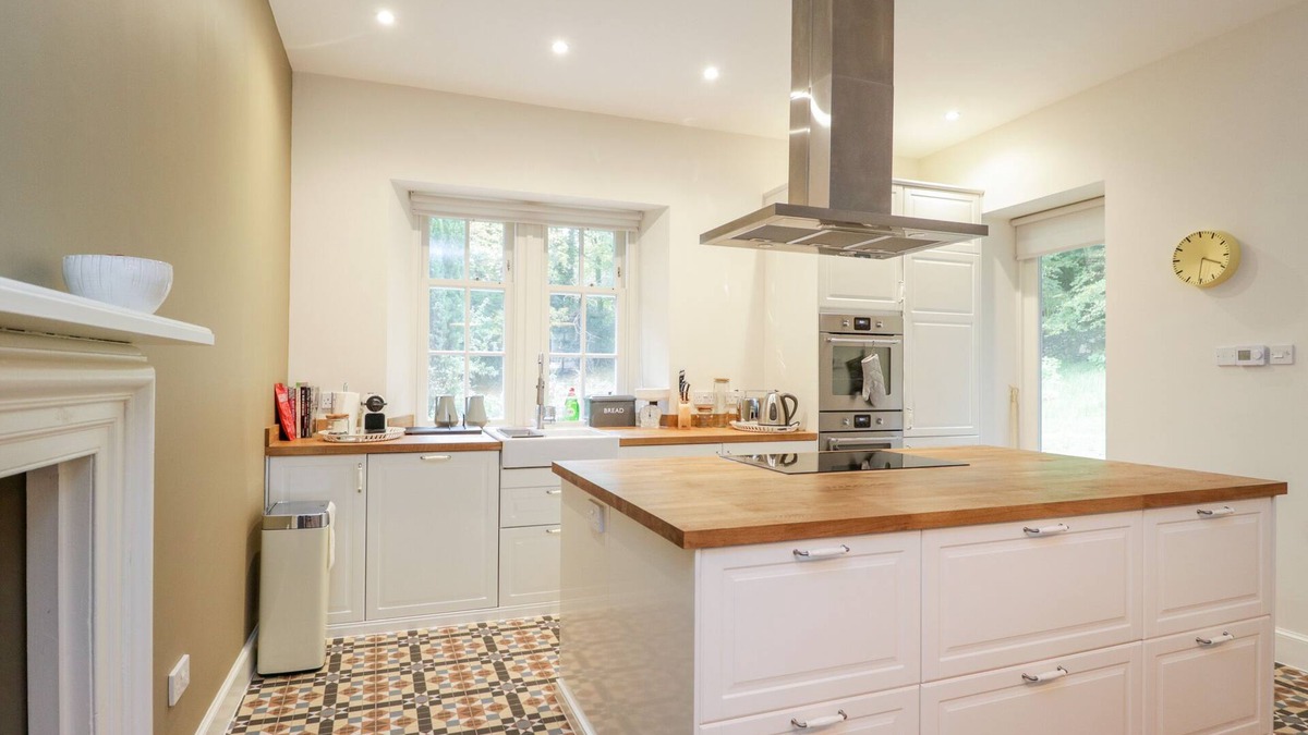 Rothesay Cottage | East Firwood