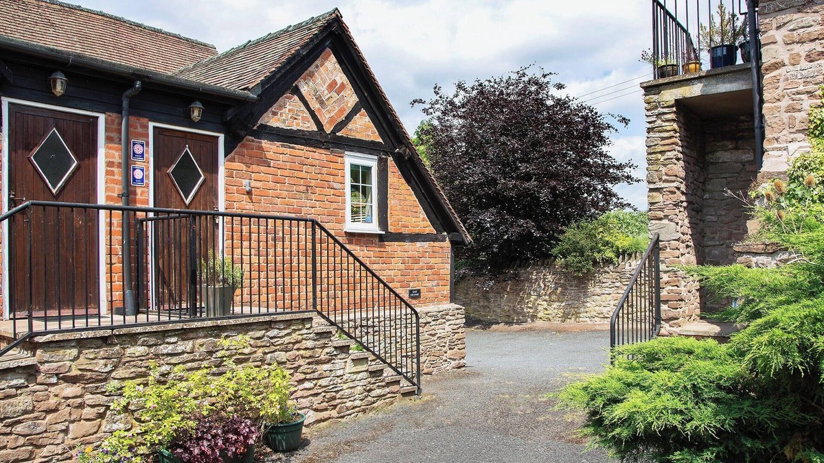 Leominster Cottage | East Granary - 28956