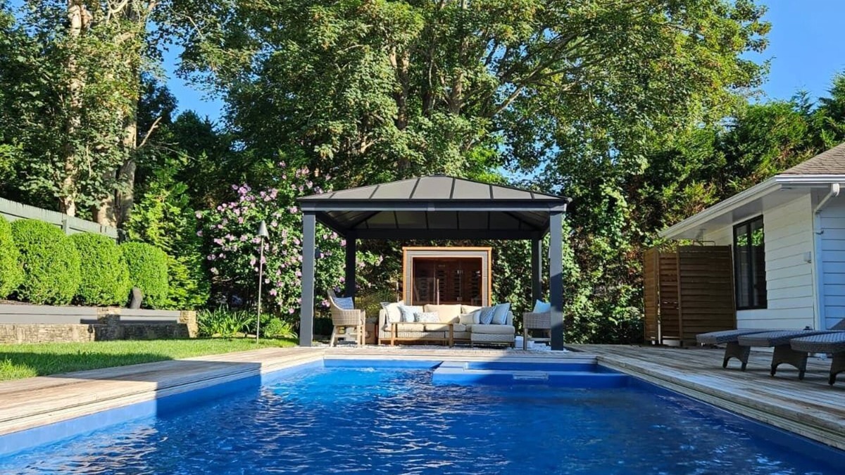 Pantigo Road Historic District House | East Hampton Village Gem, Private Flag Lot, Walk or Bike to Everything!