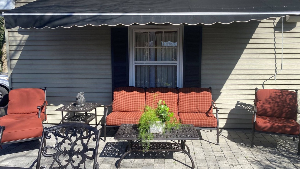 Spring Lake Heights House | East Hwy.71. 4 bedrooms, 2 bathrooms. Sleeps 10. Shower outsid. Beach badges.