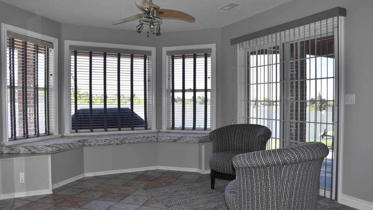 Layton House | East Layton Home with Gorgeous Views