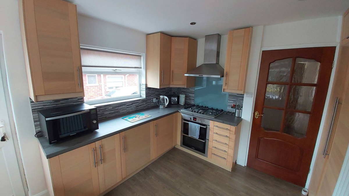 Loughborough House | East Leake, Bungalow Lodgings