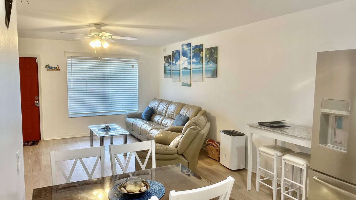 Boynton Beach Apartment | (East of US1) Walk to the Beach! (0.7 mile to beach)