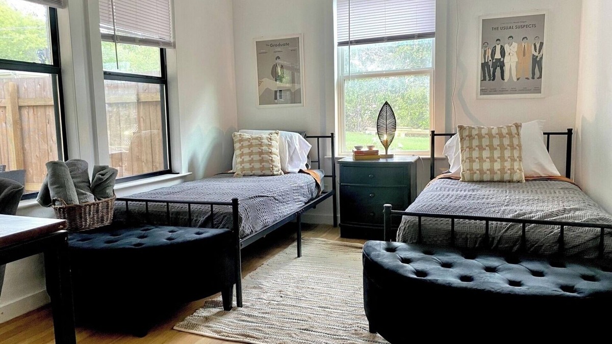 East MLK House | East Side Hideaway. Fun Spring Stay