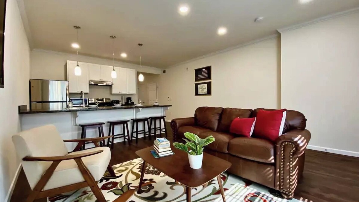 East York Apartment | East York Pet Friendly Apartment 5 Miles To Fairgrounds