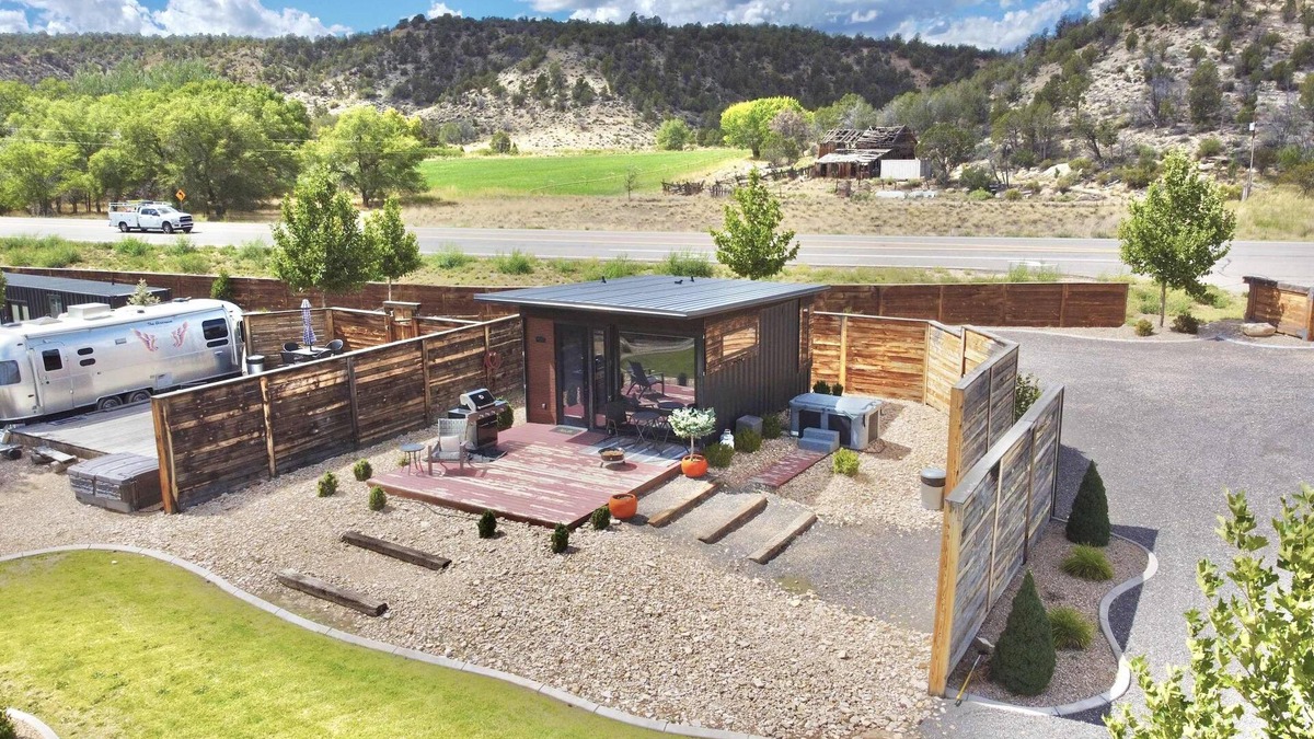 Orderville Apartment | East Zion Designer Container Studio- The Fields