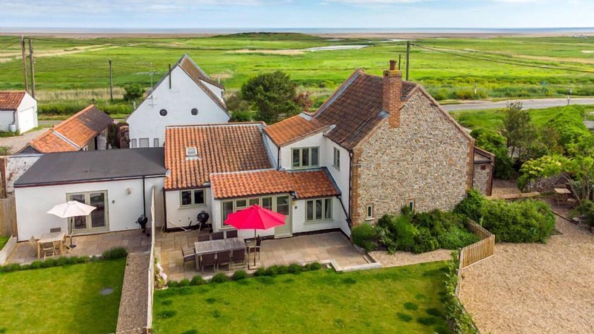 Salthouse House | Eastgate Cottage and Hideaway, Salthouse, Norfolk