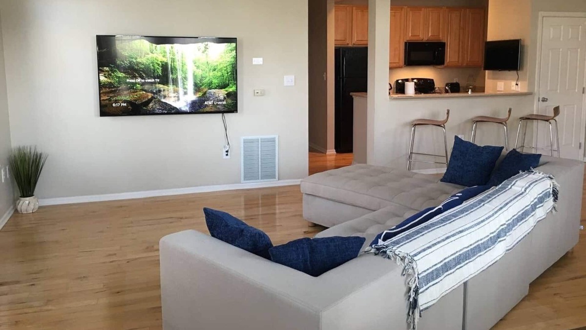 Easton Condo | Easton Luxury Home