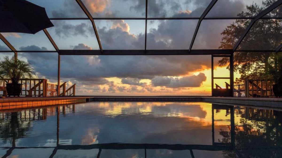 Magnolia Bluffs House | Eastpoint on the Bay - private Beach, pool, sunsets