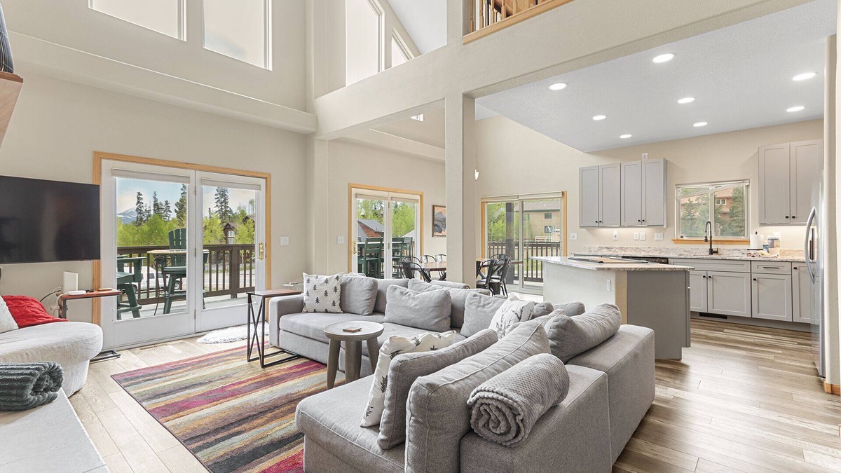 Wildernest House | Easy Access to Trails and Skiing, Private Indoor Hot Tub!