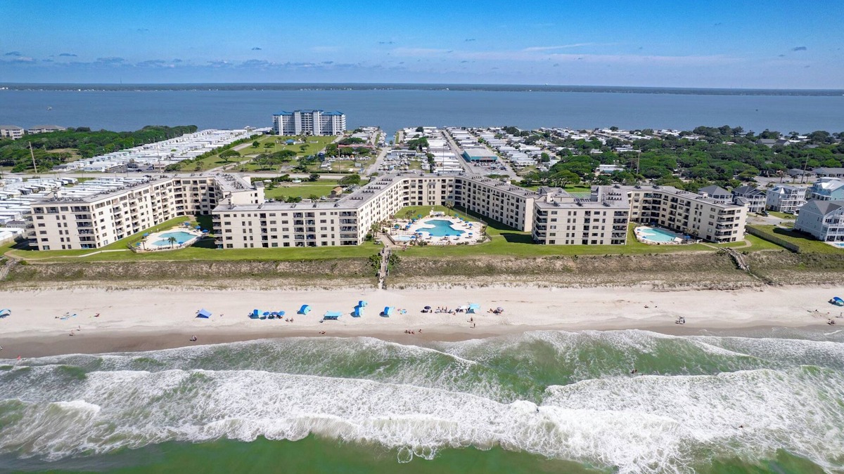 Indian Beach Condo | Easy Breezy-Oceanfront 1st floor condo in Fun-Filled Summer Winds Resort!