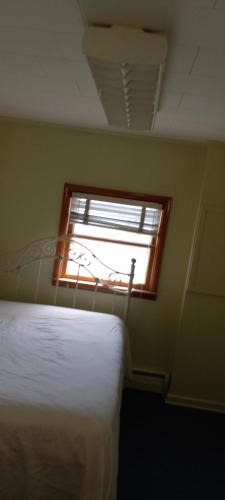 Calumet Hotel | easy sleep