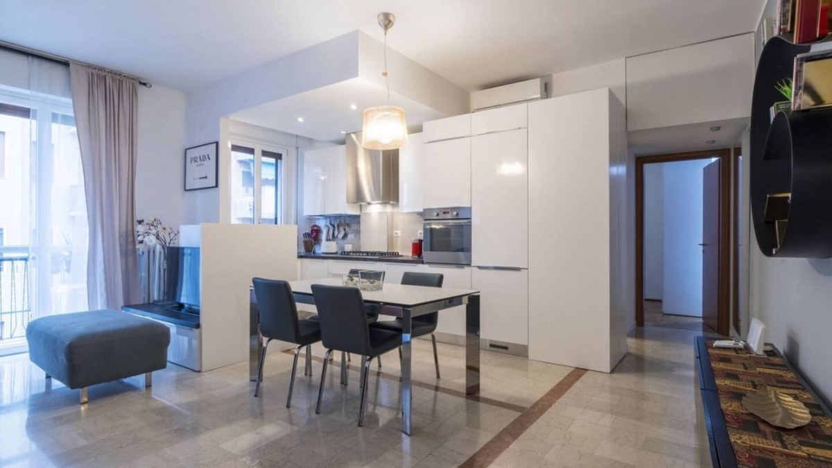 Zona Farini Apartment | Easylife - Elegant and chic flat with balcony