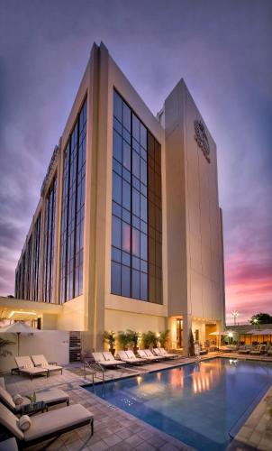 Miami Springs Hotel | EB Hotel Miami Airport