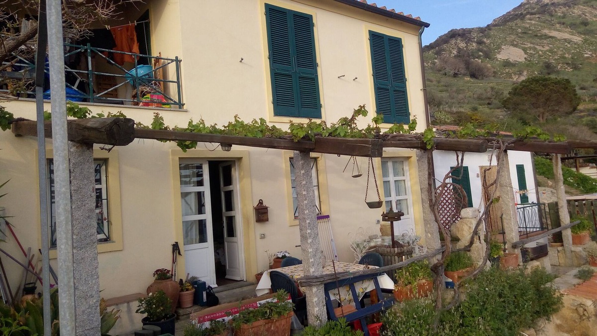 Chiessi House | EBATE SEA VIEW APARTMENT